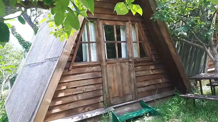 15.06.24 Про домики и мушмулу.Дедеркой