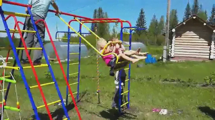 Проверка детского спортивного комплекса Пионер Дачный на собственных детях