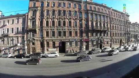 Продам 3-комнатную квартиру в центре Санкт-Петербурга на ул. Марата, 106 м2