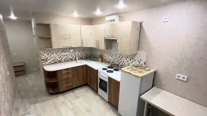 Продается классная однокомнатная квартира в Саратове. Район: Солнечный-2