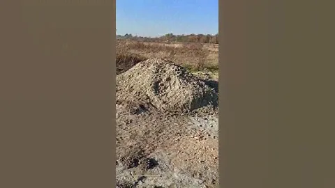 вывоз грунта. вывоз земли . утилизация грунта .котлованый грунт.
