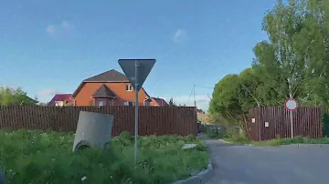 Город поглотил дачный поселок "Болтино".