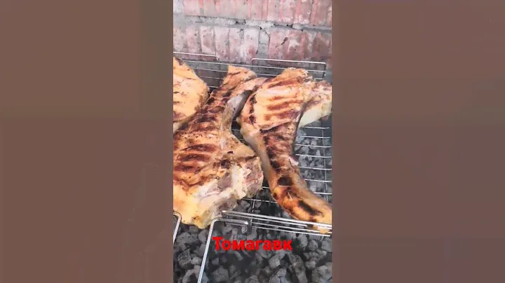 Свиной стейк на мангале.