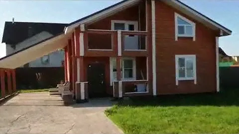 Коттедж в Изумрудной Поляне
