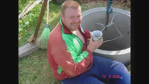 Как сделать уличный туалет на долгие времена!
