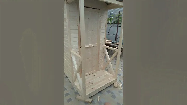 Садовый туалет из дерева 180х110х240