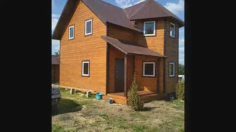 Каркасный дом 6х7м с эркером и террасой. Проект недорогого дачного дома .