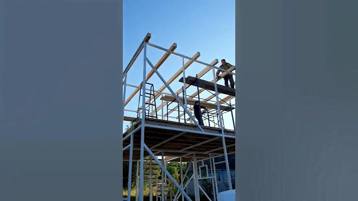 Строим дачный дом 6×6. Своими руками. Потолок второго этажа.