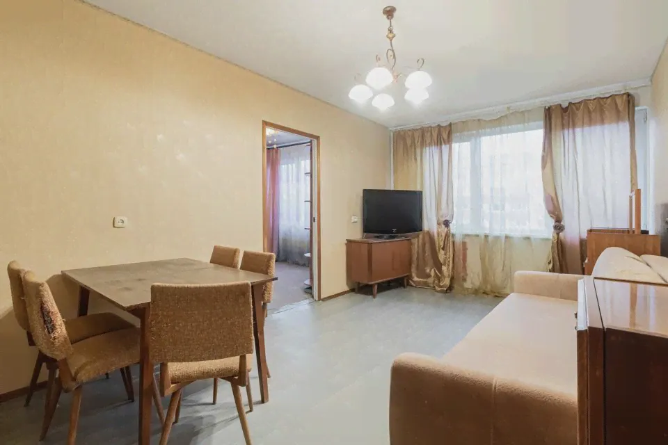Продам трехкомнатную квартиру 56.7 м² этаж 7/9 город Санкт-Петербург проспект Дачный 9/2 Кировский-3