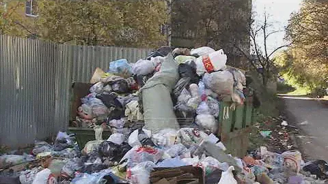 Кто должен отвечать за вывоз бытового мусора с контейнерных площадок?